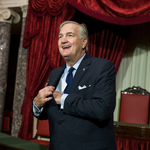 Luther Strange benefits financially from company selling visa access to wealthy foreigners