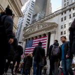 Rich Chinese rush to get US investor visas before costs may soar