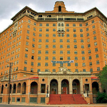 Texas Hotel, to Regain its Luster, Relies on Foreign Dollars